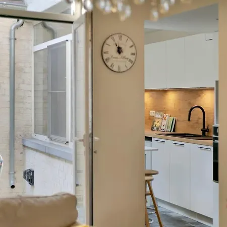Huswell - Charming Town House In Historic Center Of Nyaraló *